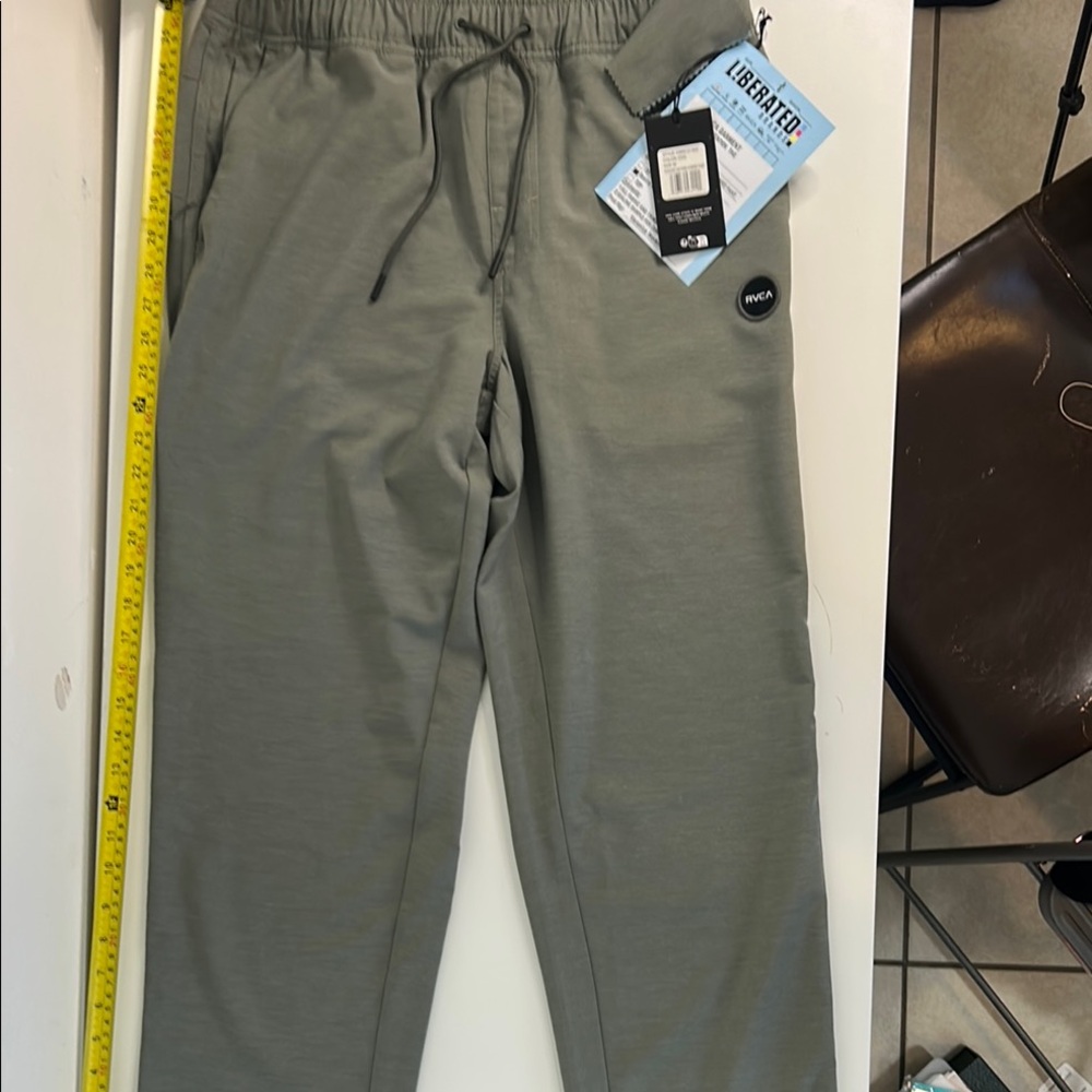RVCA Men's Joggers NWT